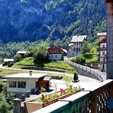 Les Chemins Du Léman Hotel